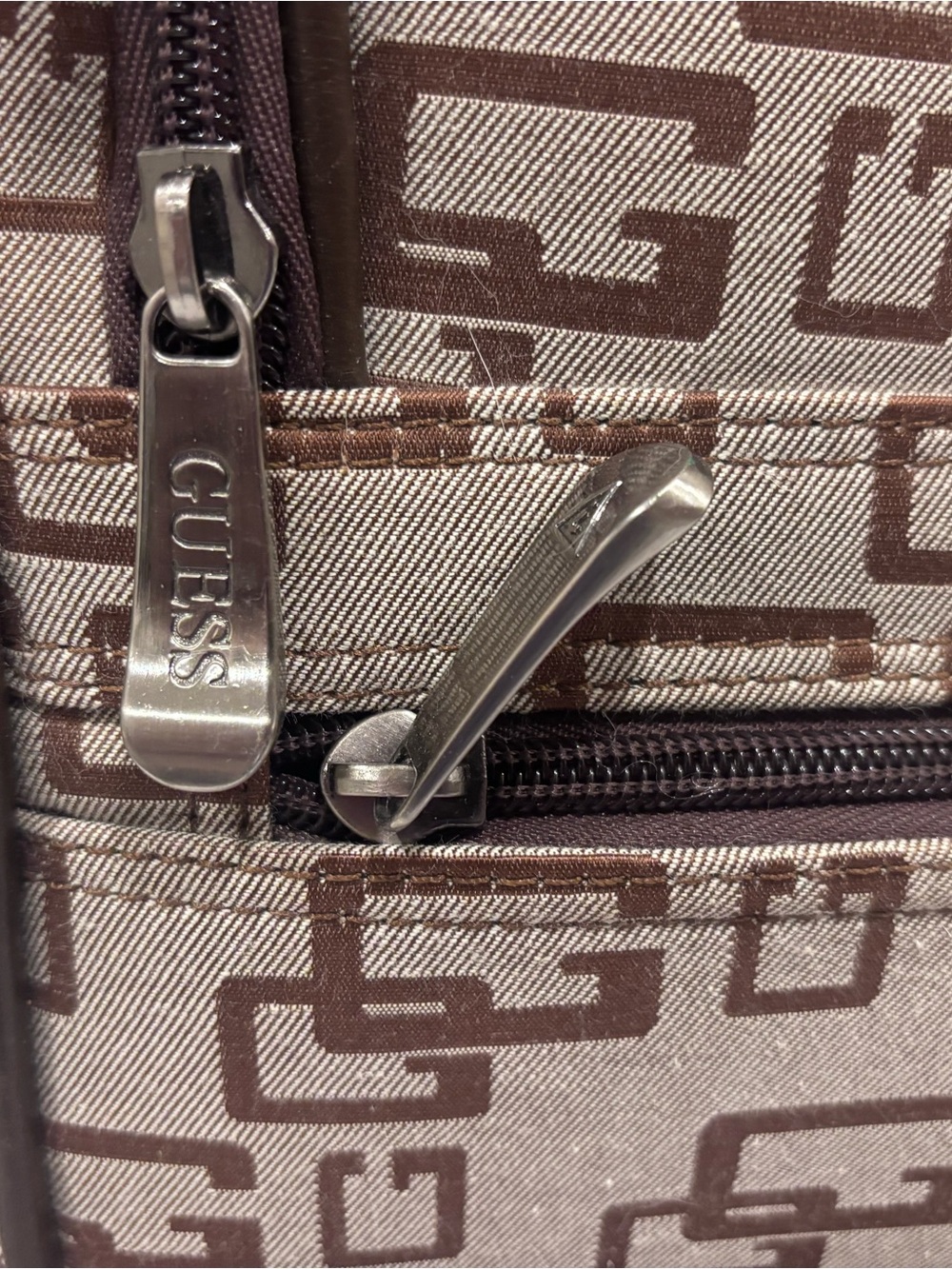 GUESS monogram laptop messenger bag brown jacquard briefcase travel shoulder 15” - Picture 2 of 9